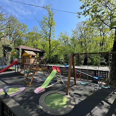 Hotel Cornul Vanatorului Piteszti Zewnętrze zdjęcie